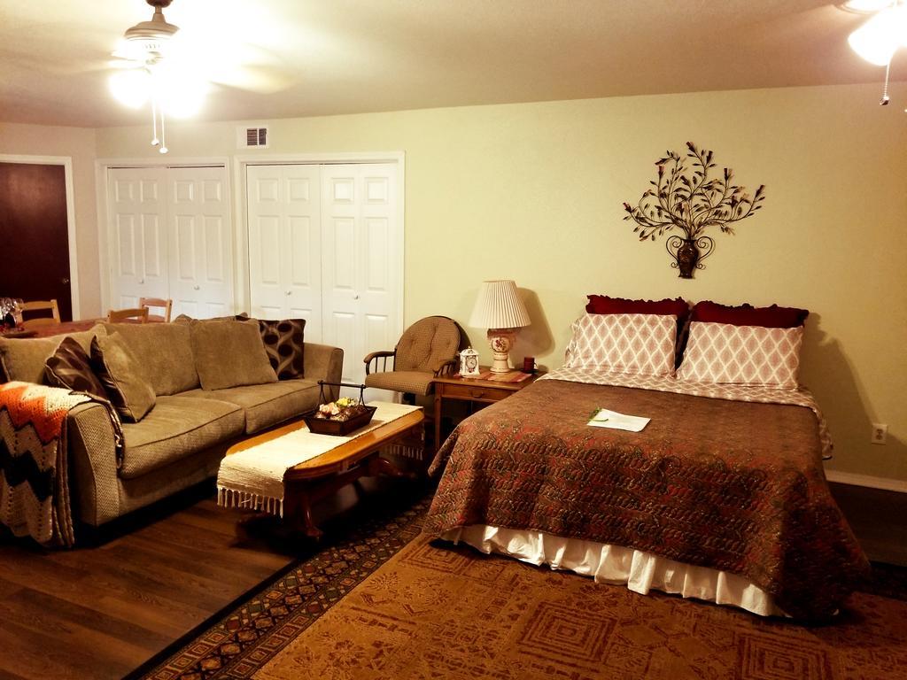 Charming Downstairs Unit Apartamento Oakhurst Exterior foto