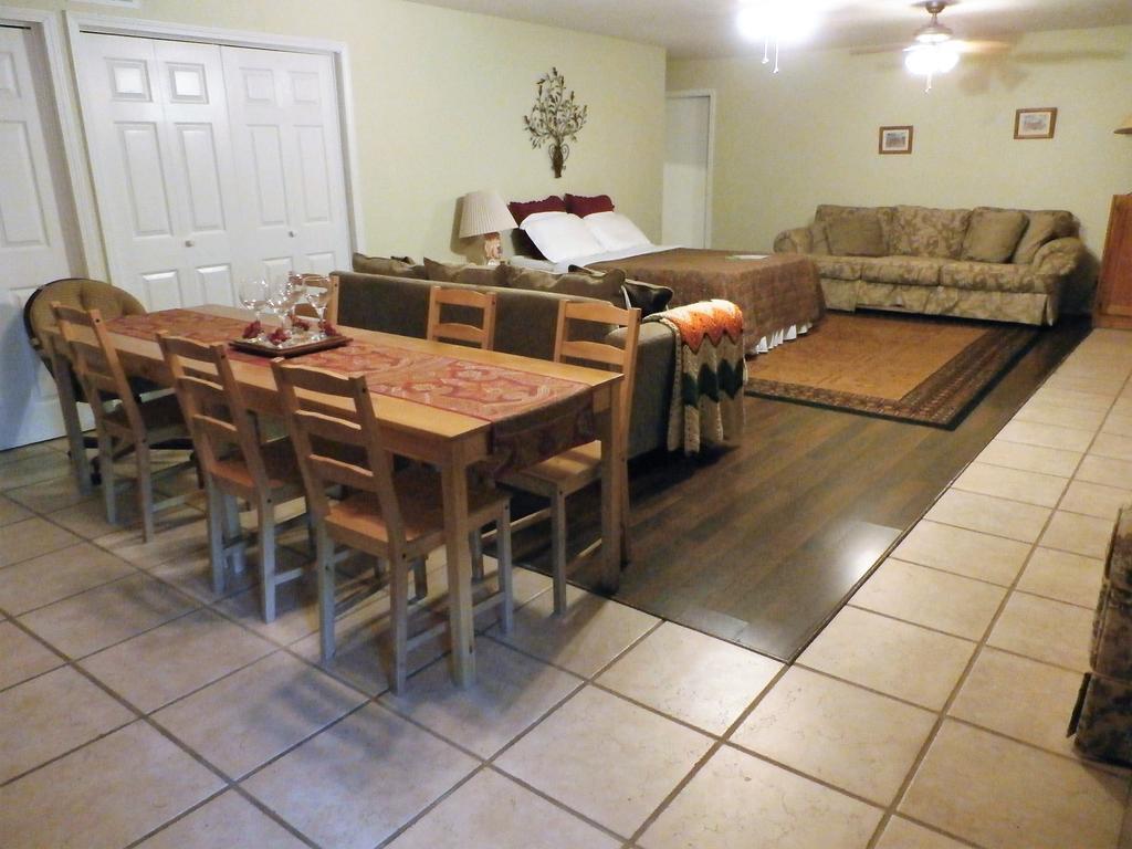 Charming Downstairs Unit Apartamento Oakhurst Exterior foto